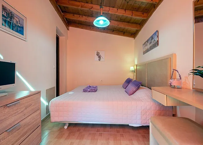 Maria's With Terrace, Close To The Città di Kos