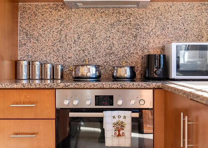 Maria's With Terrace, Close To The Appartamento *