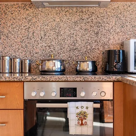 Maria's With Terrace, Close To The Appartamento *