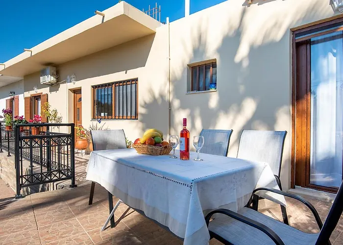 Maria's With Terrace, Close To The Apartamento Cós