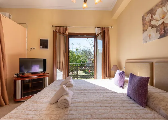 Maria's With Terrace, Close To The Апартаменты