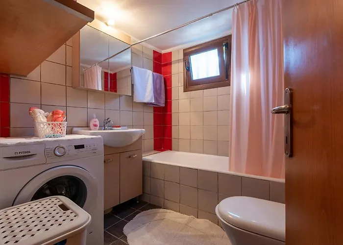 Maria's With Terrace, Close To The